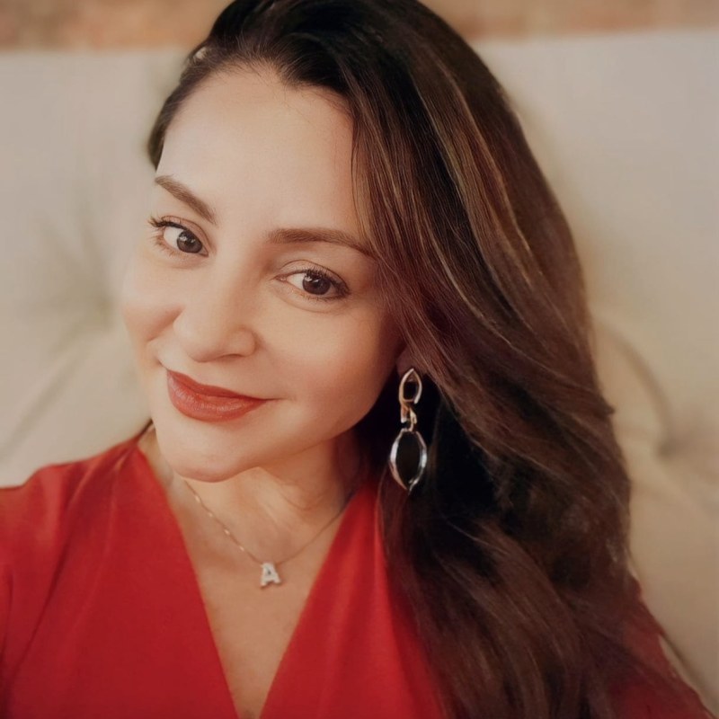Ángela María Estrada